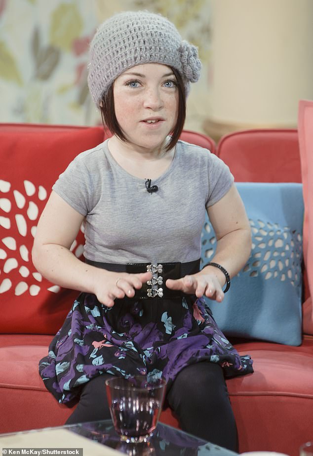 jasmine burkitt feet 3