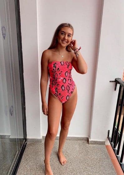 jasmine clough feet 3