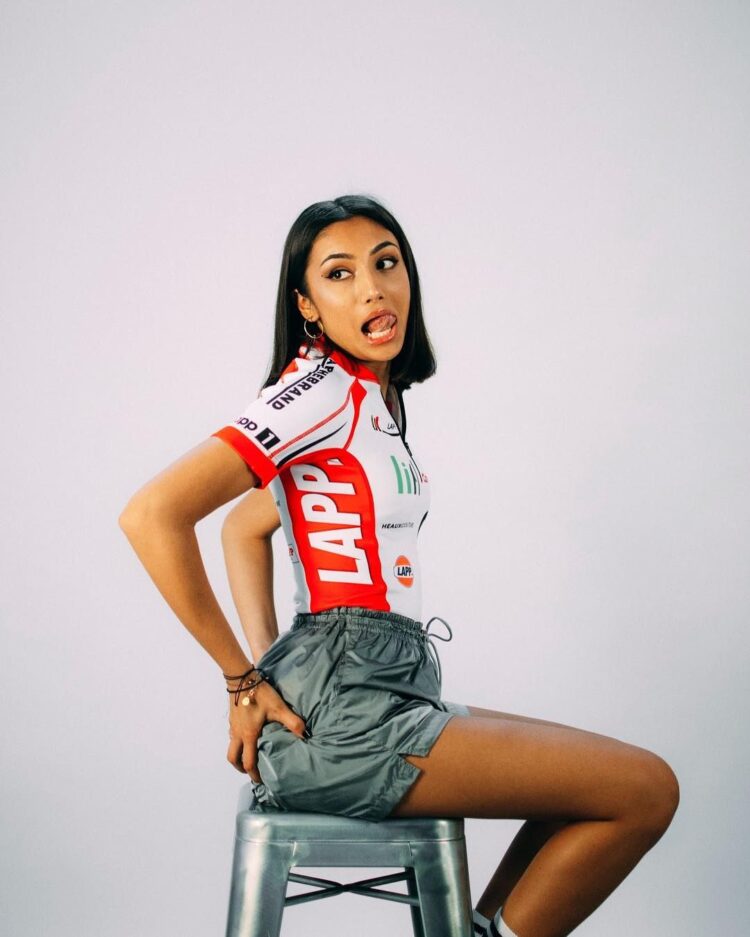 jasmine gaziza muller feet 3