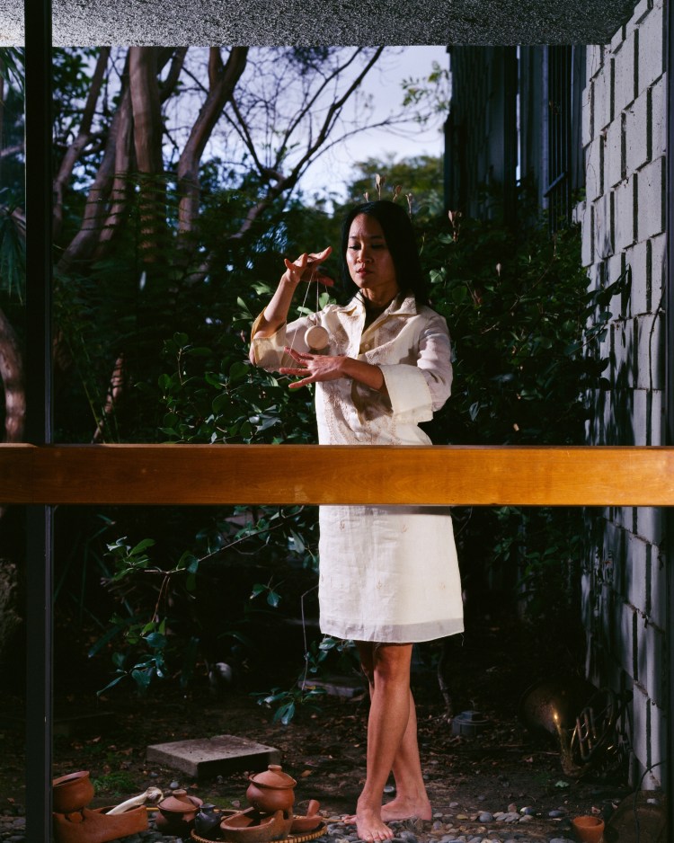 jasmine rafael feet 6