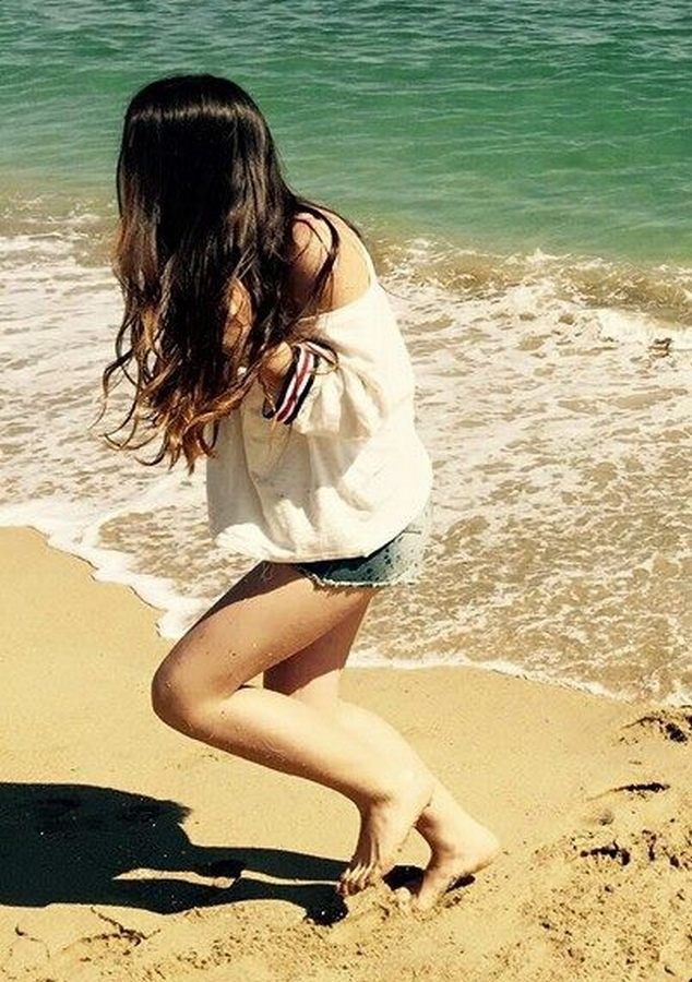 jasmine thompson feet 1