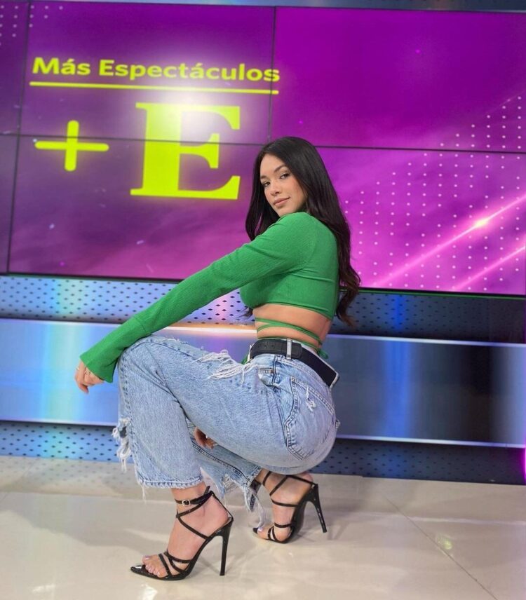 jazmin pinedo feet 6