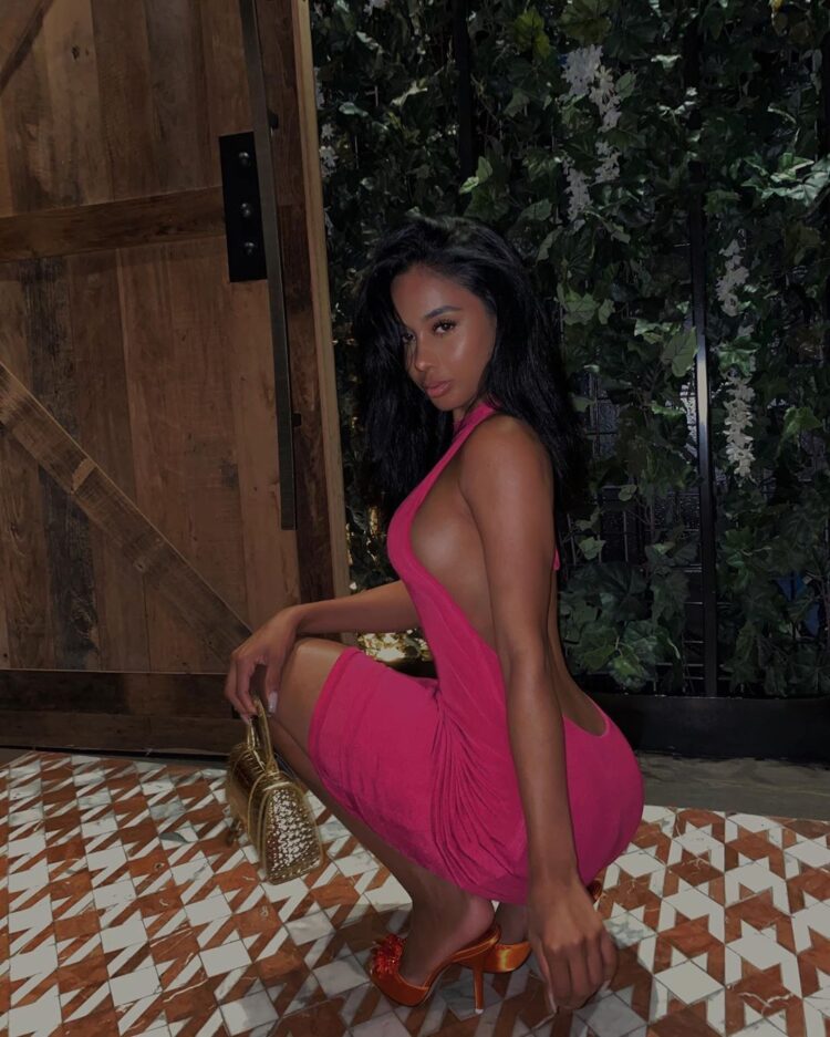 jazmyn wallace feet 6