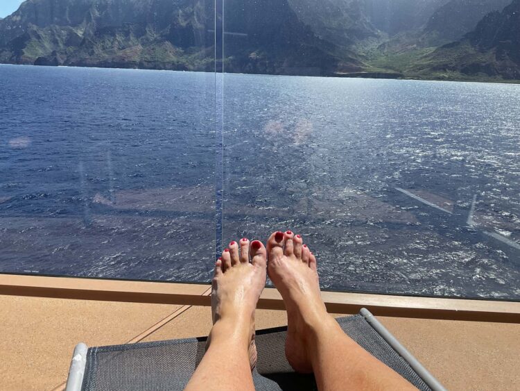 jeanine beatrice feet 5