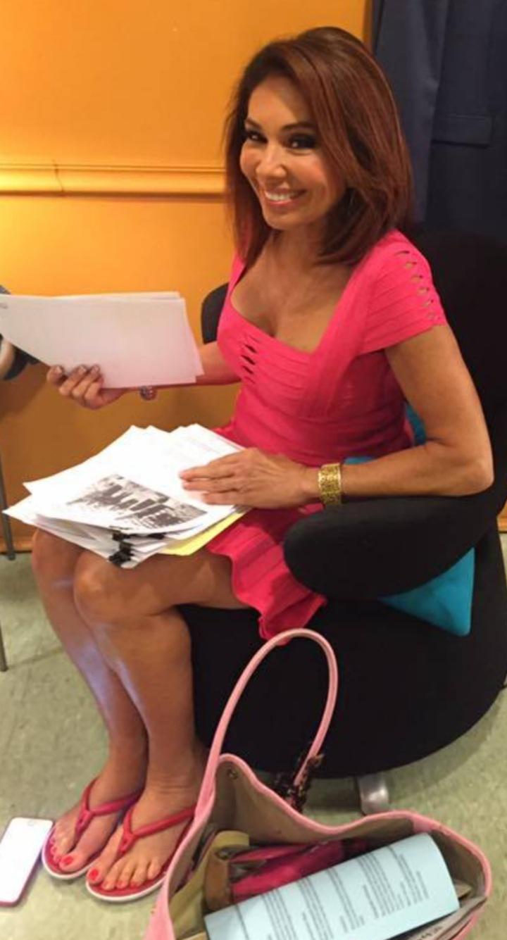 jeanine pirro feet 6