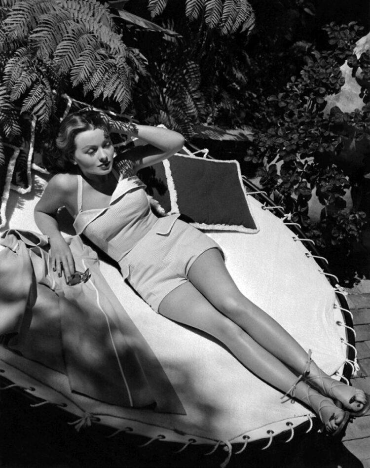 jeanne crain feet 5