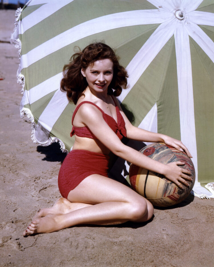 jeanne crain feet 6