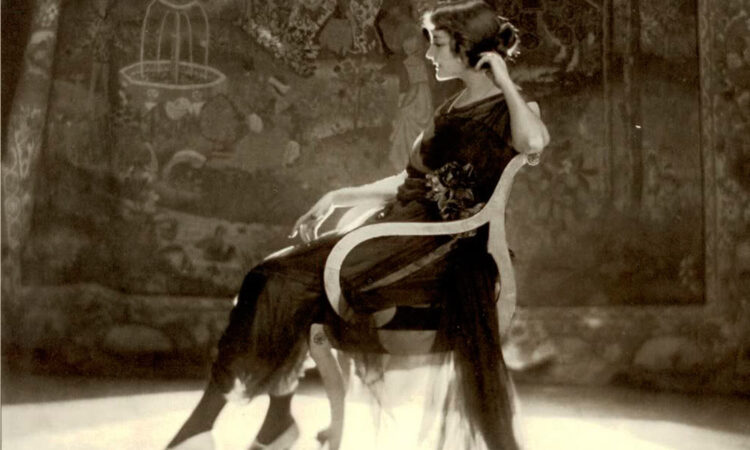 jeanne eagels feet 3