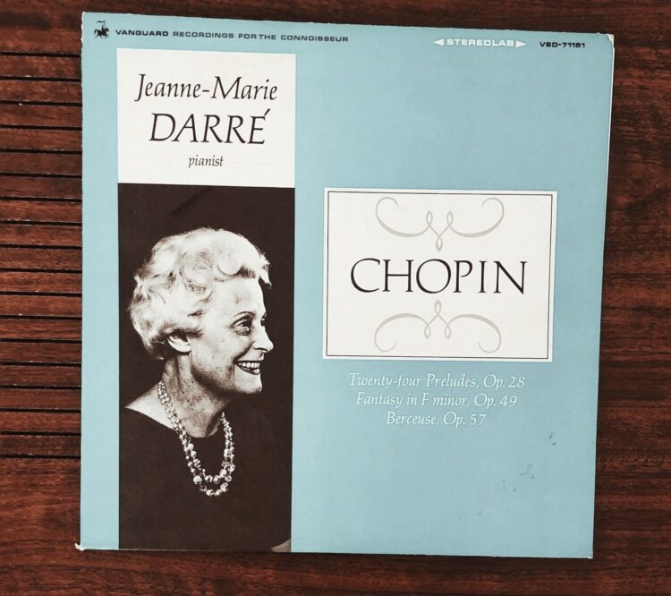 jeanne marie darre feet