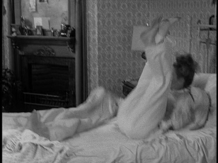 jeannie c. riley feet 3