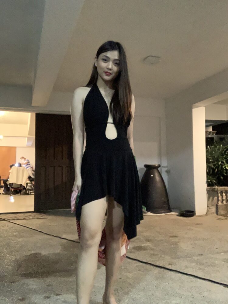 jelay pilones feet 3