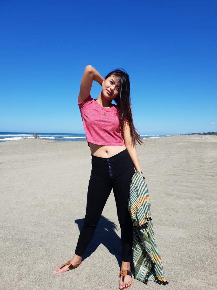 jelay pilones feet 4