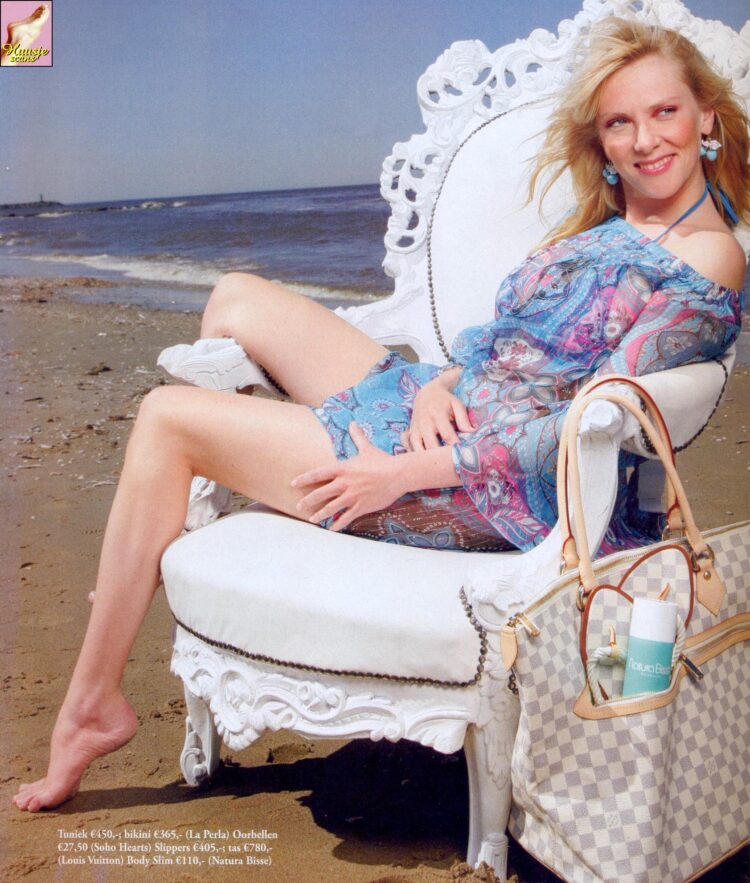 jelka van houten feet 1