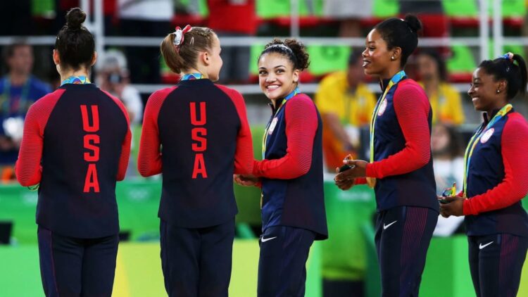 jelysa hernandez feet 5