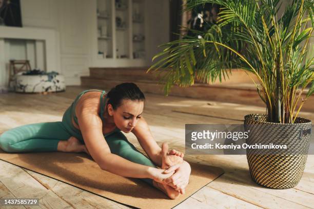 jen deplanche feet 3