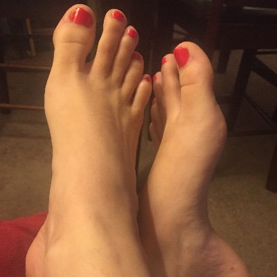 jen jones feet 3