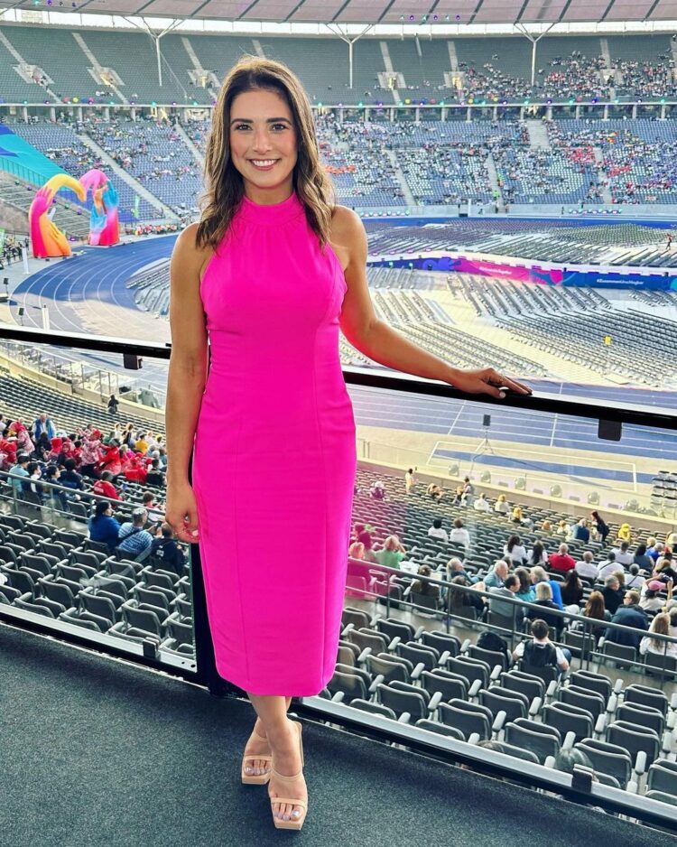 jen lada feet