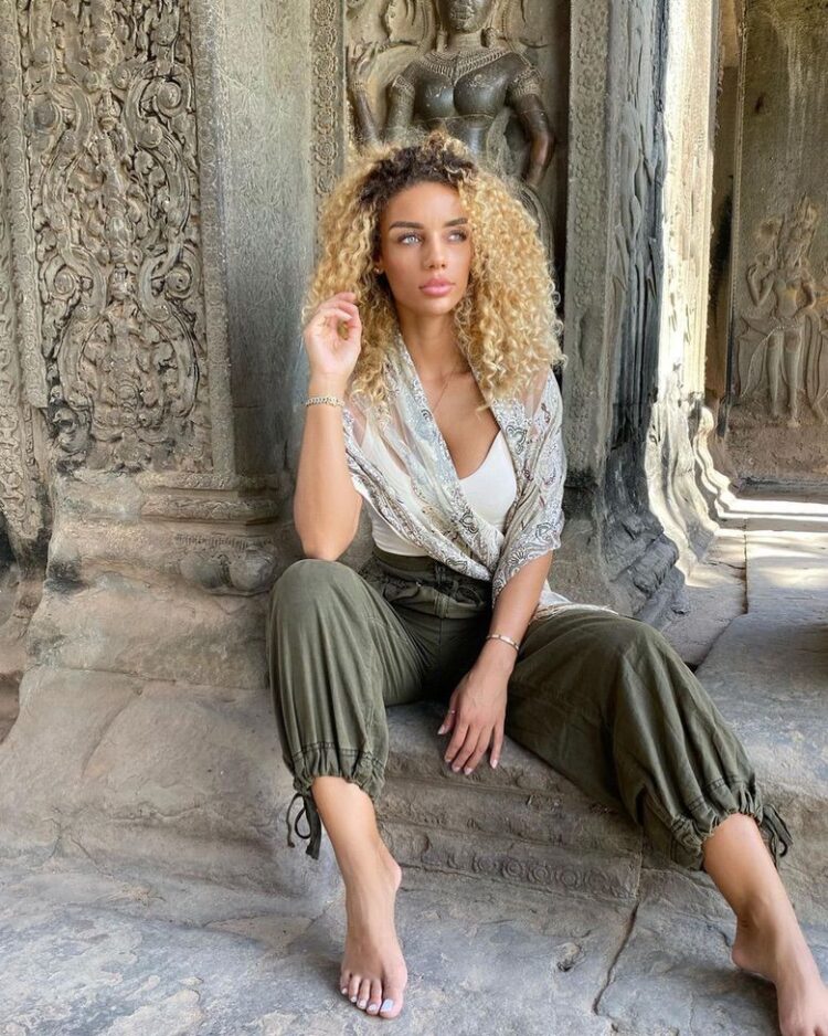 jena frumes feet 2
