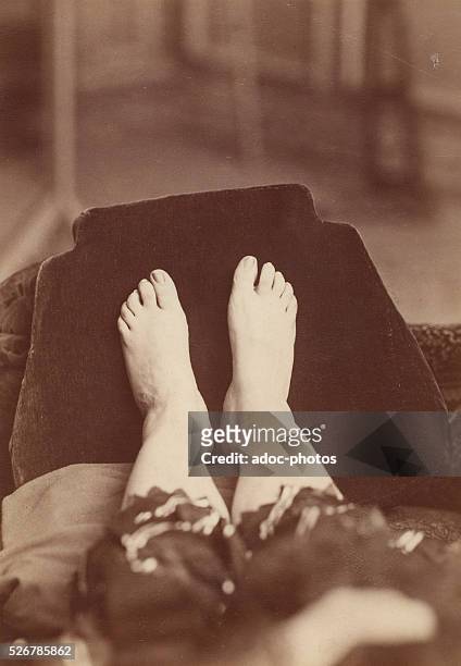 jenae heffington feet 3