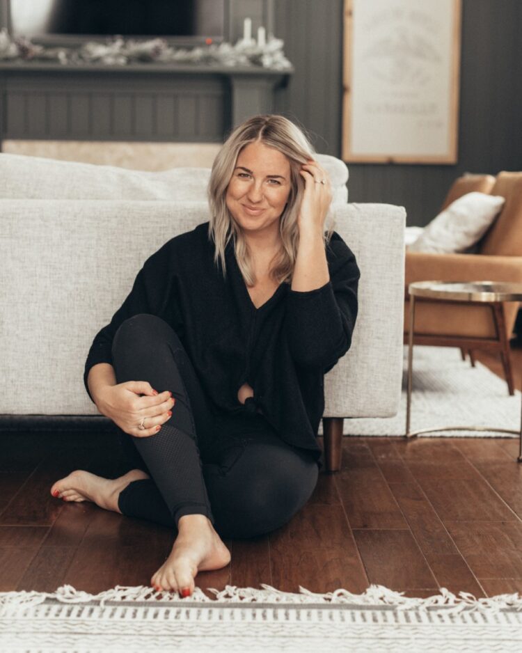 jenna kutcher feet 2