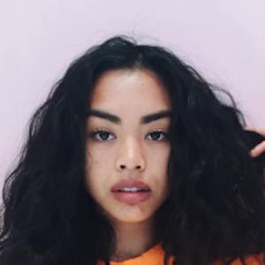 jennaly alexis bounvilom feet 6