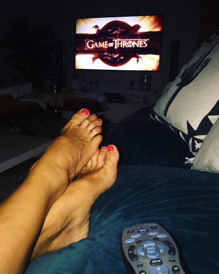 jenni falconer feet 6