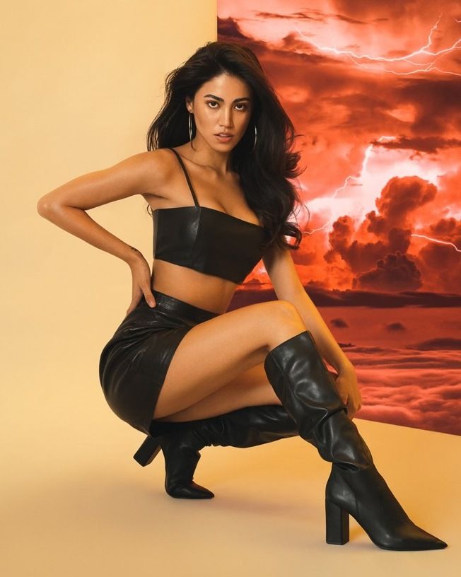 jennica sanchez feet 3