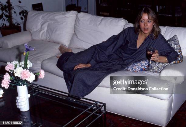 jennifer agutter feet 6
