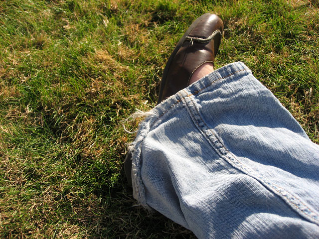 jennifer bates feet 1