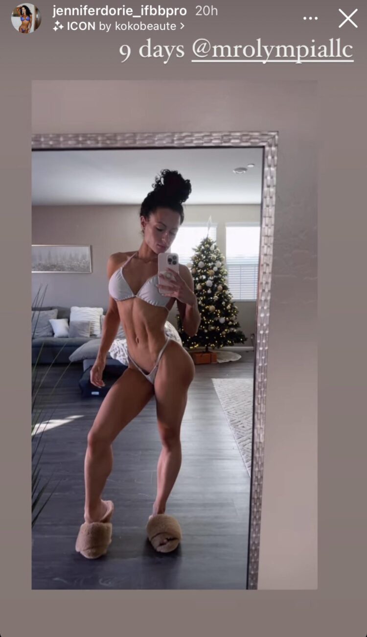 jennifer dorie feet 3