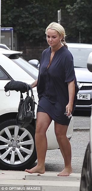 jennifer ellison feet