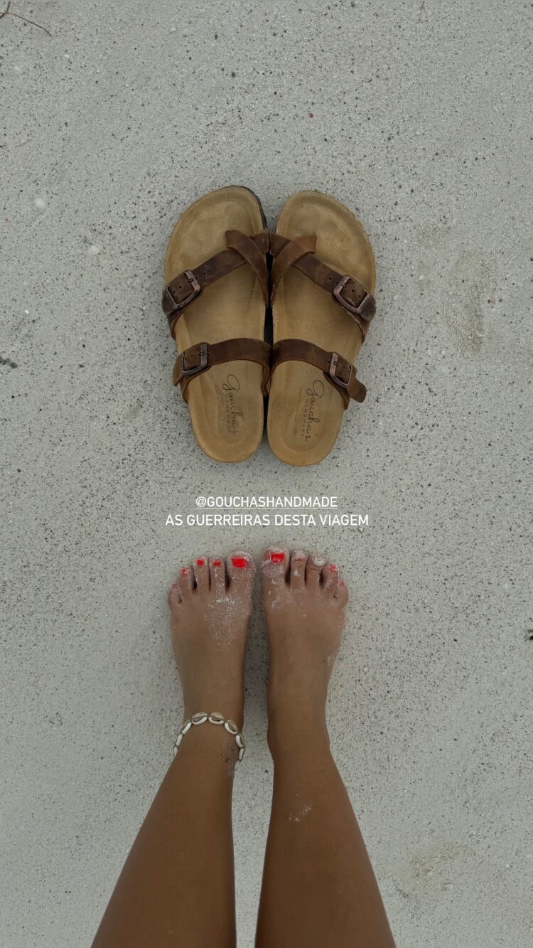 jennifer farias feet 6