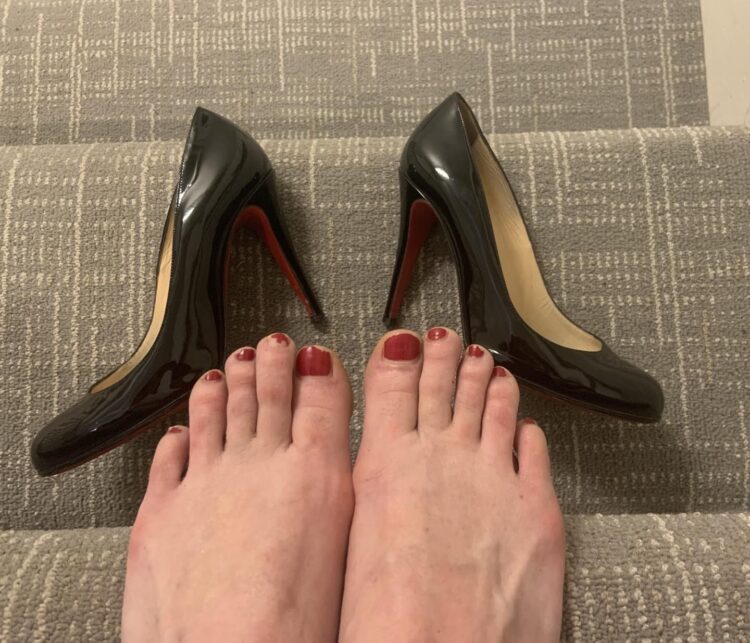 jennifer gibson feet