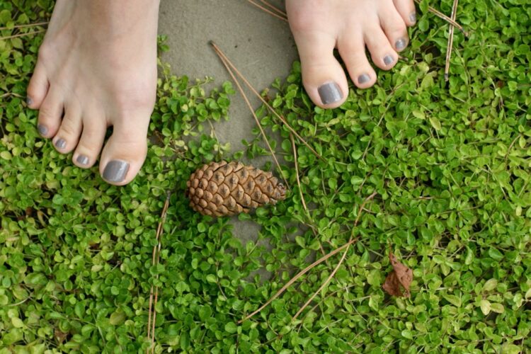 jennifer grey feet 3