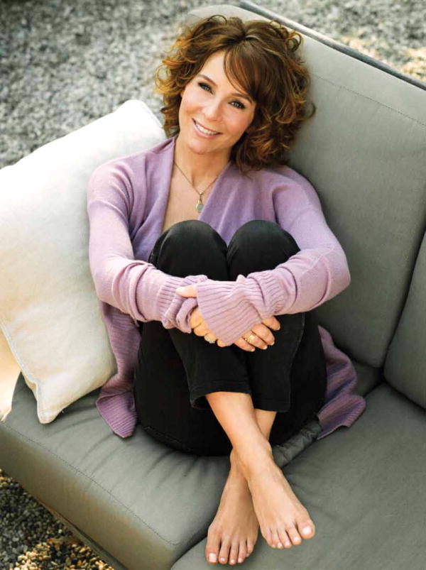 jennifer grey feet