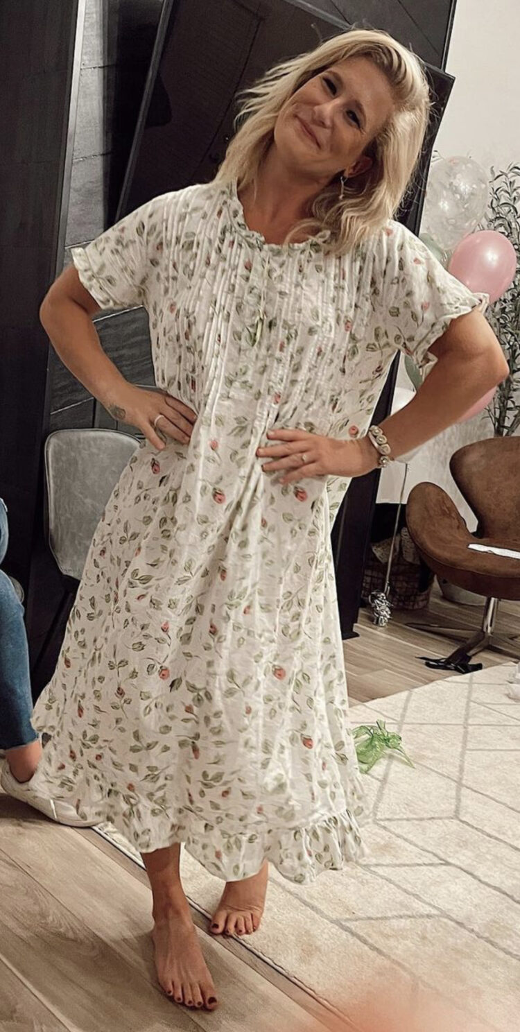 jennifer griffiths feet 2