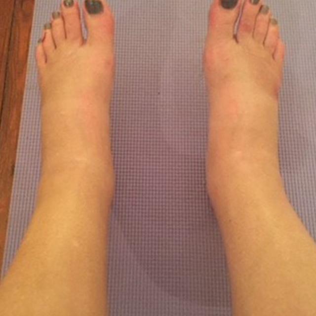 jennifer hale feet 6