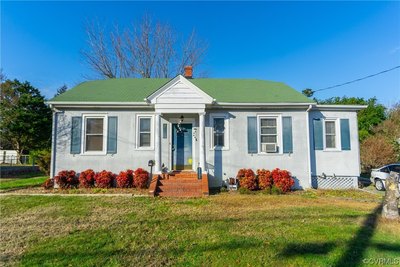 jennifer harned feet 6