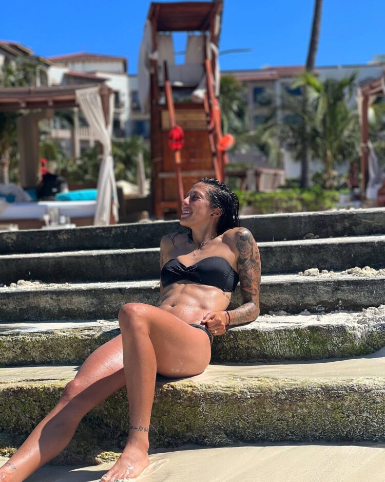 jennifer hermoso feet