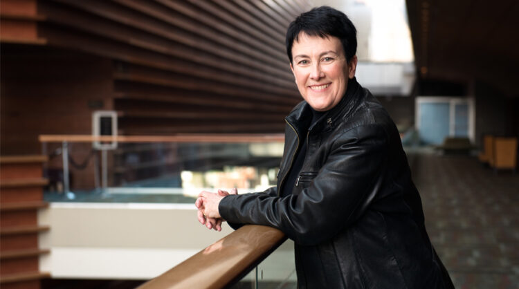 jennifer higdon feet 4