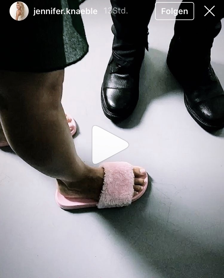 jennifer jeketa feet