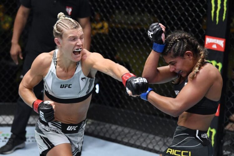 jennifer kattar feet 6