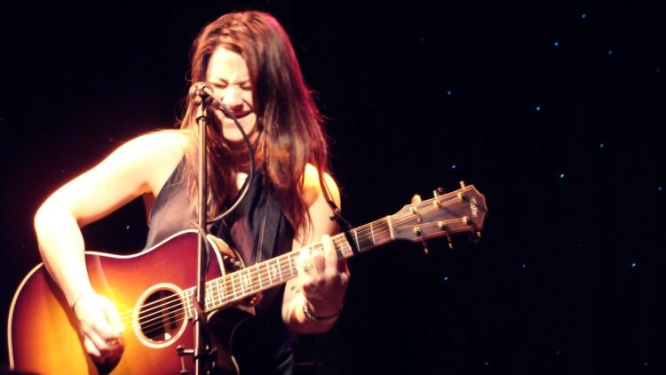 jennifer knapp feet 3