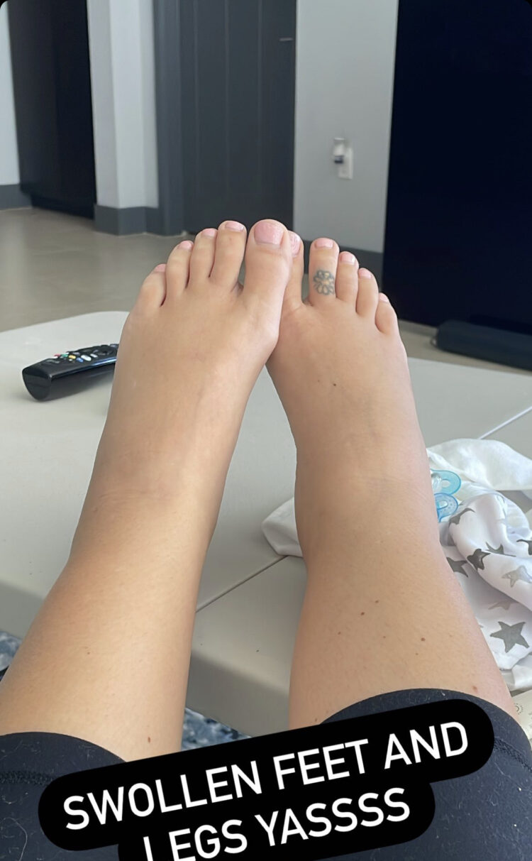 jennifer lahmers feet