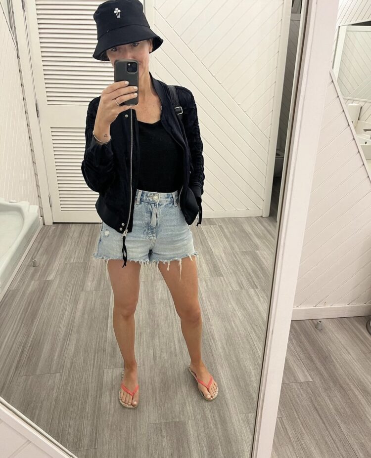 jennifer maguire feet 4