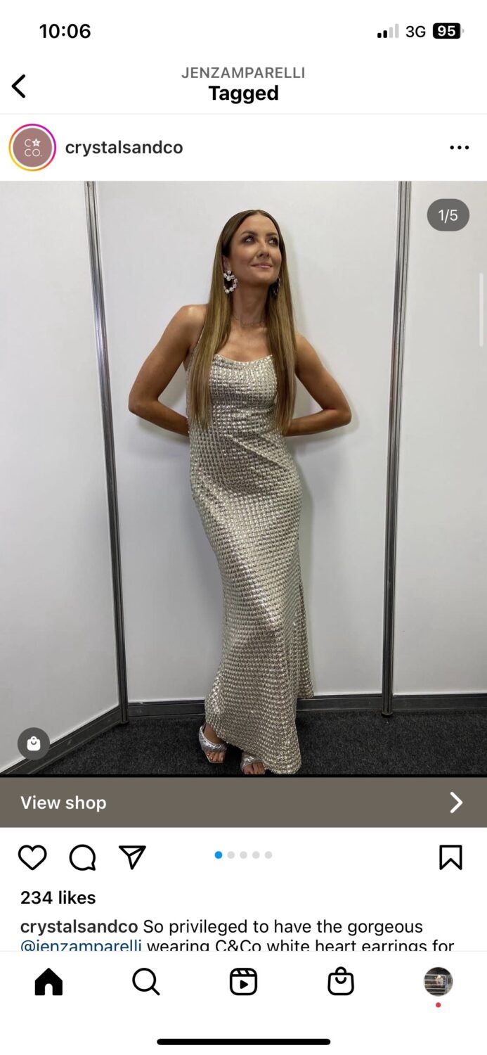 jennifer maguire feet 5