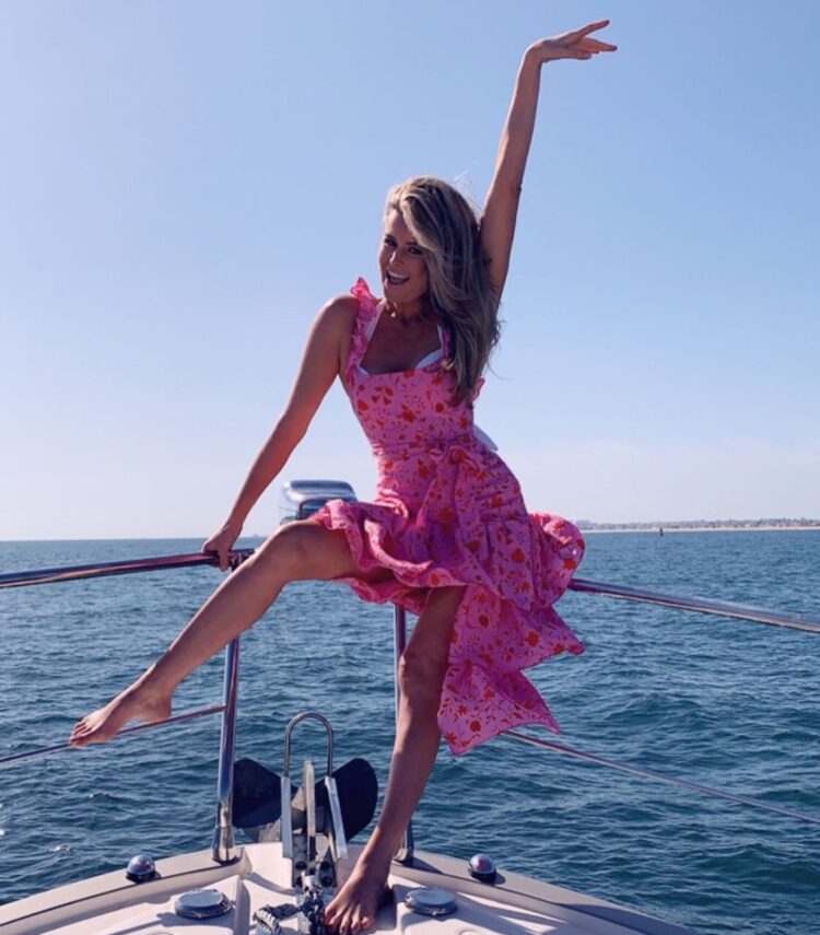 jennifer murphy feet 1