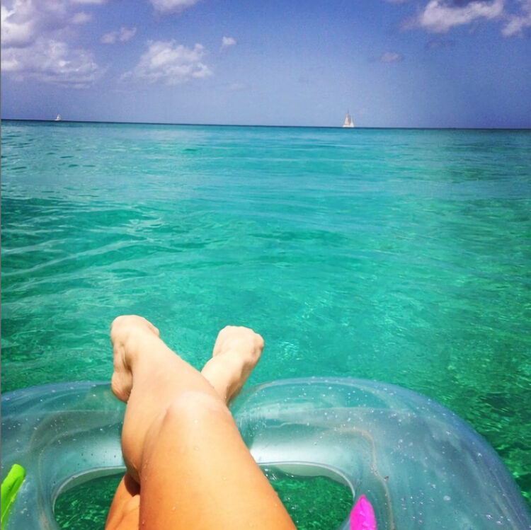 jennifer pinches feet 2