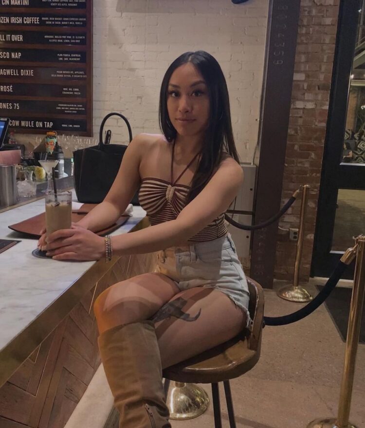 jennifer tran feet 4