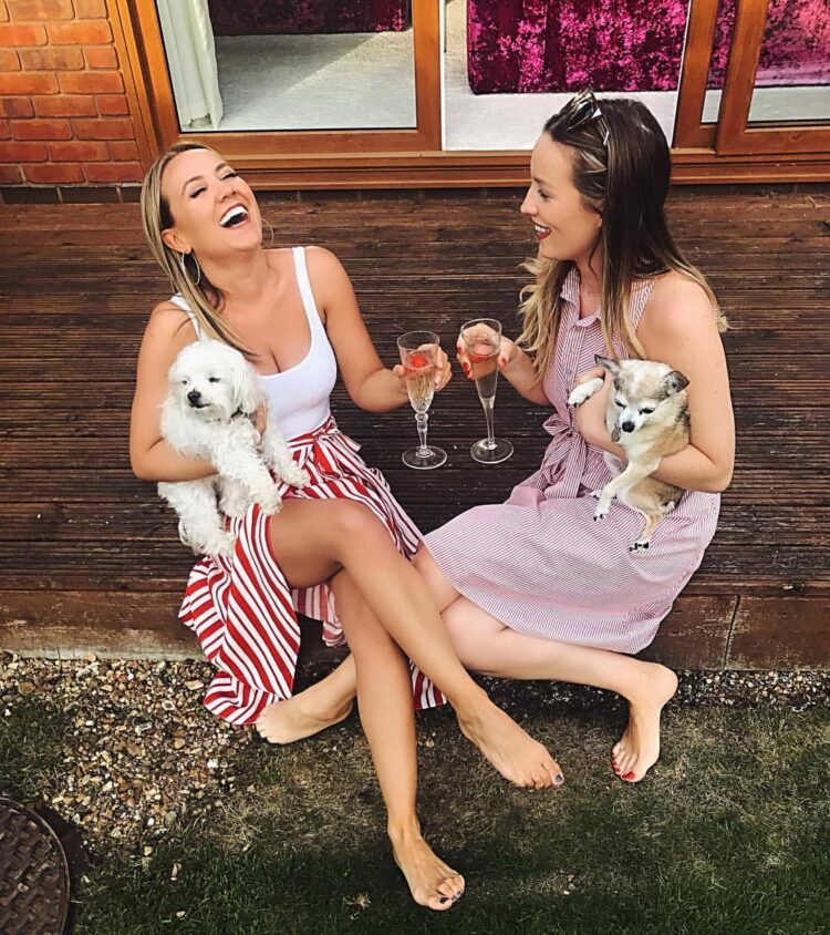 jennifer veal feet 2